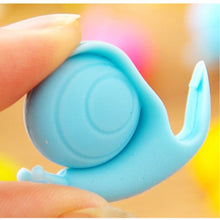 Load image into Gallery viewer, Silicone Snail Tea Bag Holder &amp; Infuser — Cute Korean Style